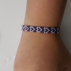 Handmade heart pattern braclet